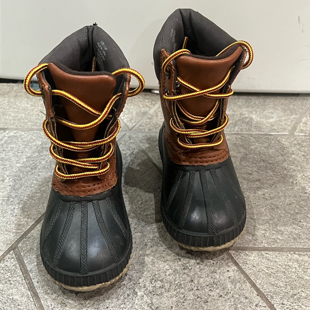 Gap Duck Boot, 3M Insulate, Infant size 5